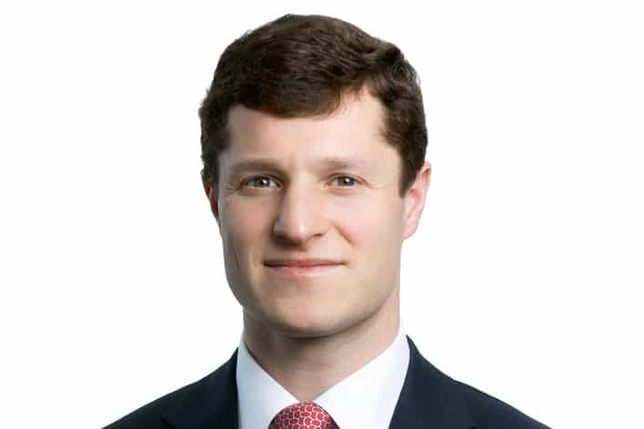 Headshot of Brandon Polakoff Head of Investment Sales Avison Young New York City market